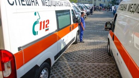 19-годишен се заби в дърво и загина 
