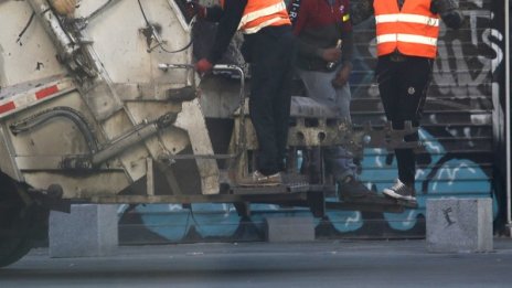 Хаосът с отпадъците: Сериозни бизнес интереси, подкрепени от държавата