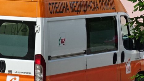 13-годишно блъснато от кола на улица в Момчилград