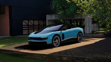 Ferrari представи електрическото Luce, а интернетът "се запали" колко е грозно ВИДЕО/СНИМКИ