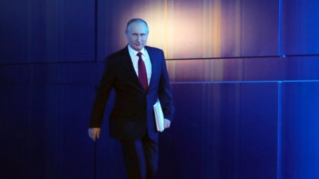  Путин внесе в парламента законопроекта за промени в Конституцията