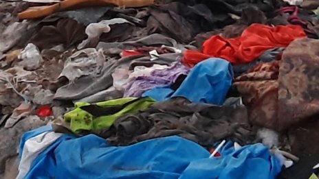 Проверяват склад с тонове отпадъци в село край Стара Загора