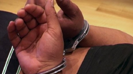 Мъжът, убил човек във видински бар, се предаде в полицията 