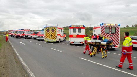 Тежка катастрофа с автобус в Германия отне живота на две деца