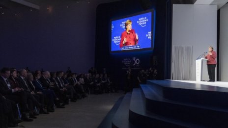 Меркел: Нека се борим по-силно с промените в климата 