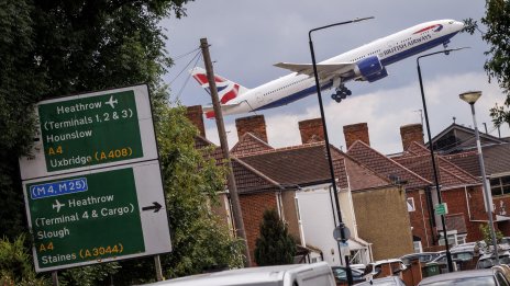 Влизането във Великобритания от днес става с електронно разрешително