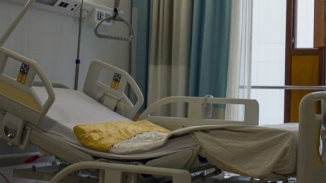 Тримата под наблюдение не са с коронавирус