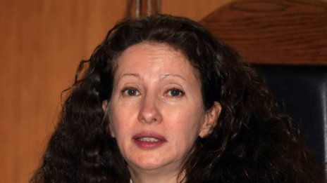 Съдията с черен печат от САЩ  излезе в болничен