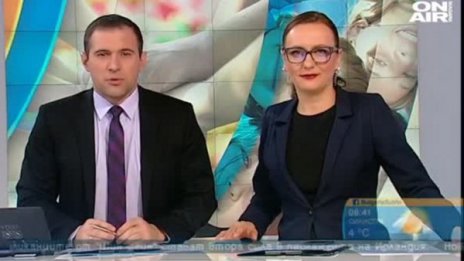 Ученици дариха 3000 бутилки с вода за свои връстници в Перник 