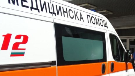 Метален варел се взриви, 64-годишен в болница