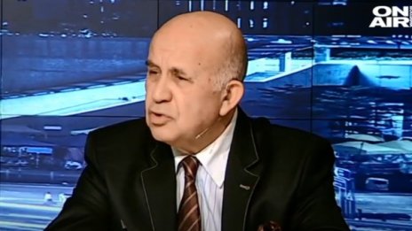 Държавността не се защитава чрез кавги между институциите!