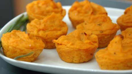 Рецептата Dnes: Мъфини със сладки картофи и орехи 