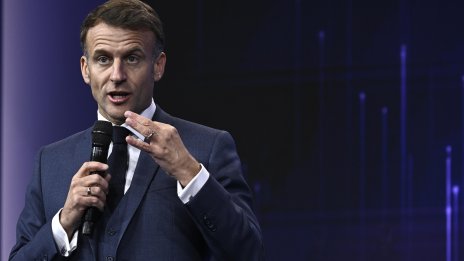 Макрон пак предизвика скандал, обвиниха го в "оруелска цензура"