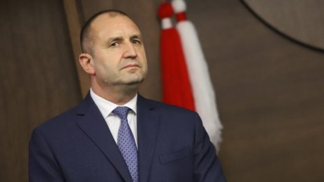 Румен Радев научил от медиите за извънредното положение 