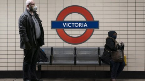 Етикет по време на коронавирус &ndash; не плюйте и спазвайте дистанция