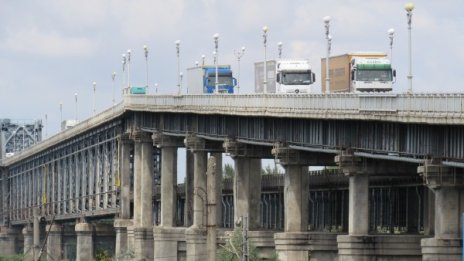 Какви са условията за преминаване през границите с Румъния? 