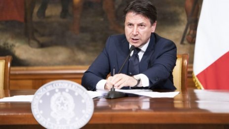 Италия смята за обидни намеците, че Русия помага с користни цели 