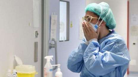 Откриха нов симптом на коронавирусната инфекция