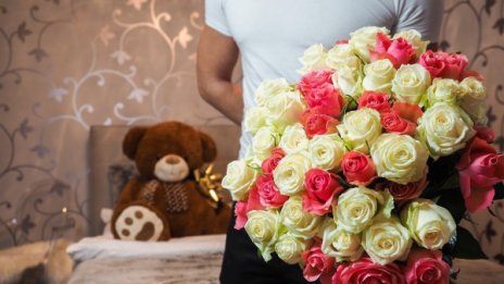 Топ 3 зодии, които са кавалери