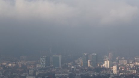 Има ли връзка между мръсния въздух и смъртността от коронавирус? 