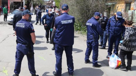 160 домакинства са под карантина в сливенския кв. "Надежда"
