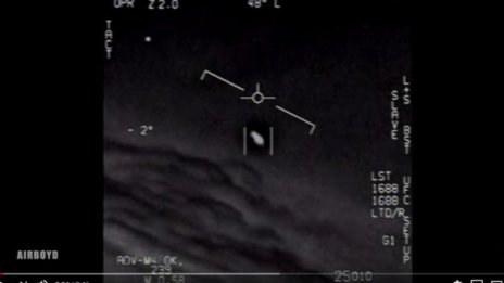 Военноморският флот на САЩ публикува видеа с НЛО 