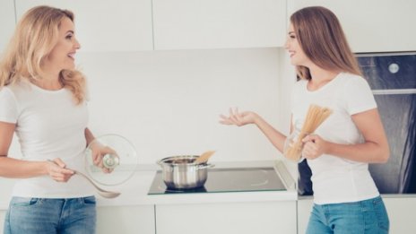 Как да стимулирате тийнейджъра да споделя свободно