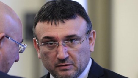 МВР предупреди: Идват три почивни дни, но ограниченията са в сила