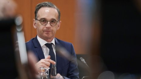 Германия призова за предпазливост при вдигането на забрани за пътуванията