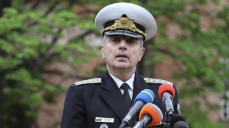 13 души от армията с положителни проби за коронавирус 