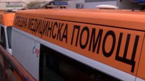 Съседски скандал завърши с намушкване с нож в Бургас 