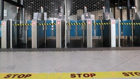 Блокираните в Париж българи ще се върнат у нас