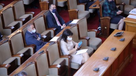 Депутатите се връщат на работа, редовни заседания от 14 май 