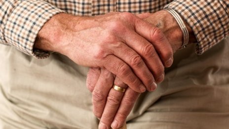 Пореден случай на побой над пенсионер - за 80 лв.