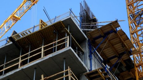 Работник загина на строителен обект в Бургас