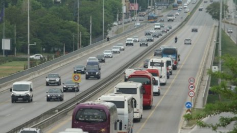 Експерт: Разделението на превозвачите не е полезно за никого