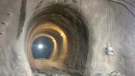 Аврамова увери: Парите за АМ "Струма" няма да бъдат загубени