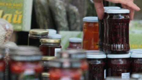 Нов закон за храните защитава потребителите