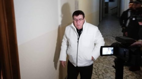Съдът в Бургас пусна Бенчо Бенчев на преглед в Турция