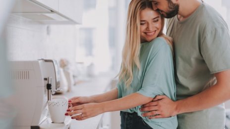 6 неща, които се случват в тялото, когато се гушкате