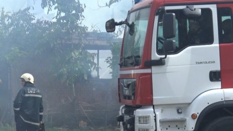 Мъж загина при пожар в къща в добричко село 