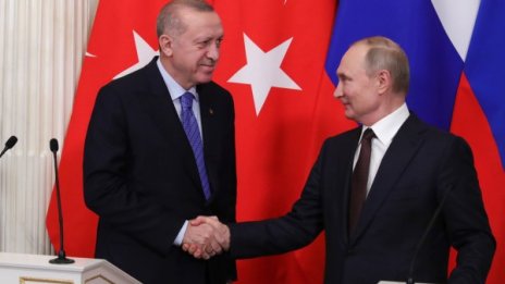 Ще си поделят ли Путин и Ердоган съсипаната от войната Либия?