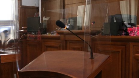 Нагъл тинейджър изнудва мъже в Скобелево 