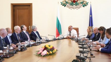 Борисов обсъди тристранното споразумение с бизнеса и синдикатите