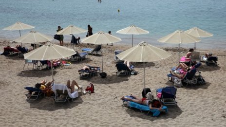 На прага на стартиращия сезон - на море у нас или в Гърция?