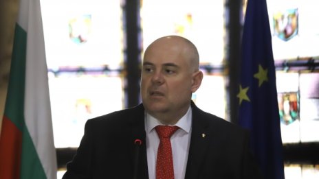 Зловещи заплахи срещу Гешев, МВР проверява