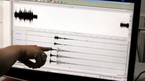 Земетресение с магнитуд 4.7 разлюля Гърция