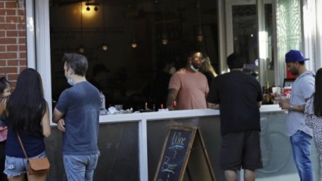 Над 8,5 млн. заразени, над 456 000 починали от коронавируса в света