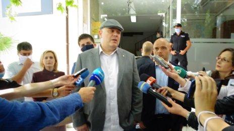 Акция с Гешев в Сандански, арестуваха наркогрупа, иззети са 180 хил. евро