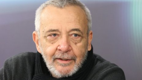 Анри Кулев с Наградата на София при откриването на СФФ